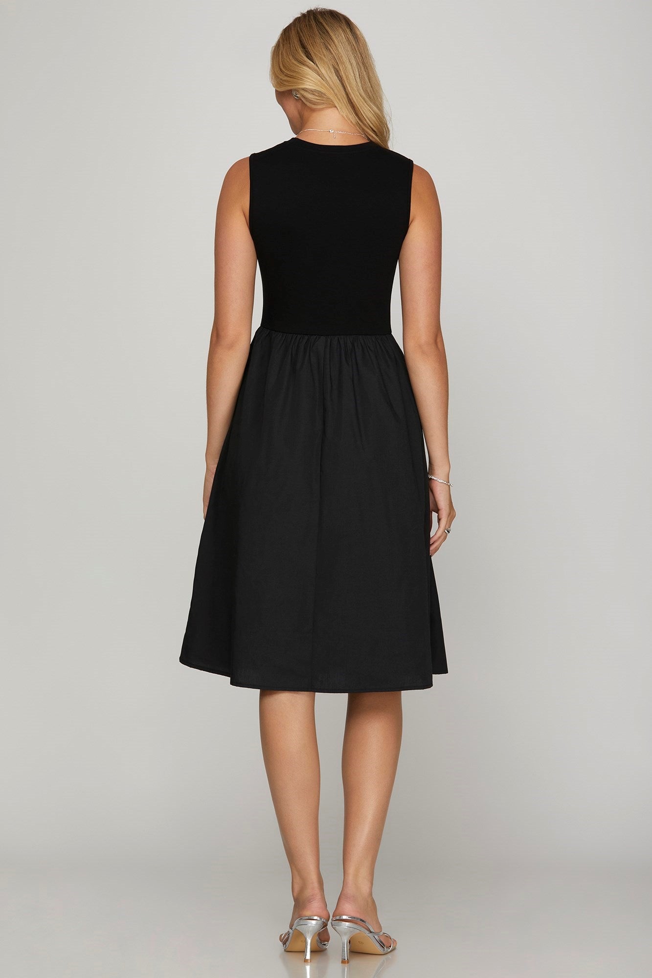 She + Sky Full Size Sleeveless Poplin Woven Midi Dress with Pockets