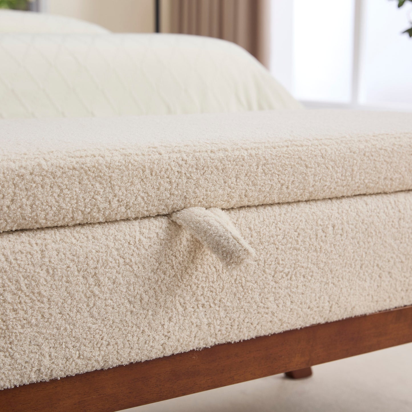 Teddy wool fabric, solid wood feet for solid weighing, and bed end
