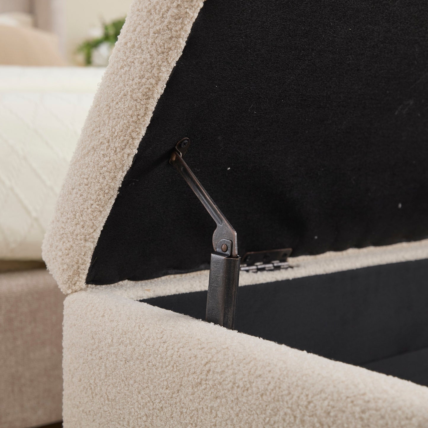 Teddy wool fabric, solid wood feet for solid weighing, and bed end